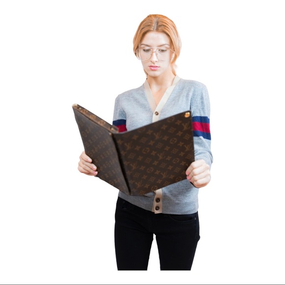 Louis Vuitton Monogram Foldable Ipad Tablet Case - Picture 15 of 16